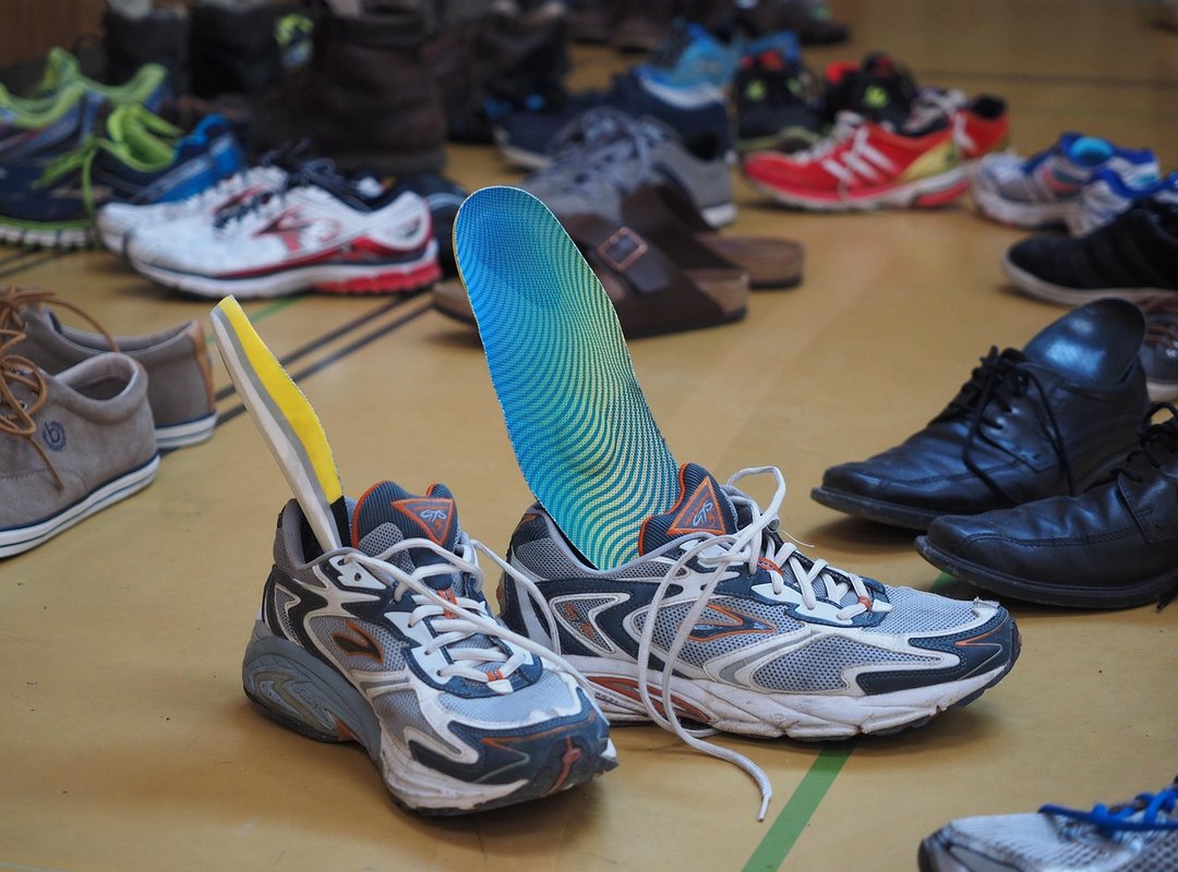 Comparing the Top Insole Types for Teen Athletes